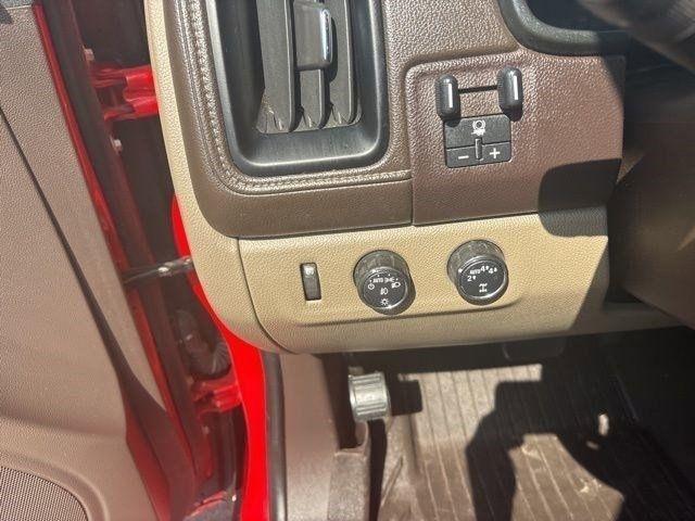 GMC Canyon SLT Crew Cab 4WD Short Box 2020