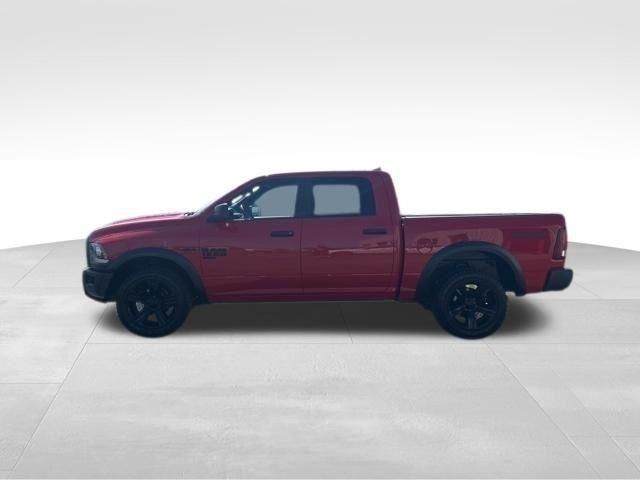 RAM 1500 Classic Tradesman Crew Cab SWB 4WD 2022