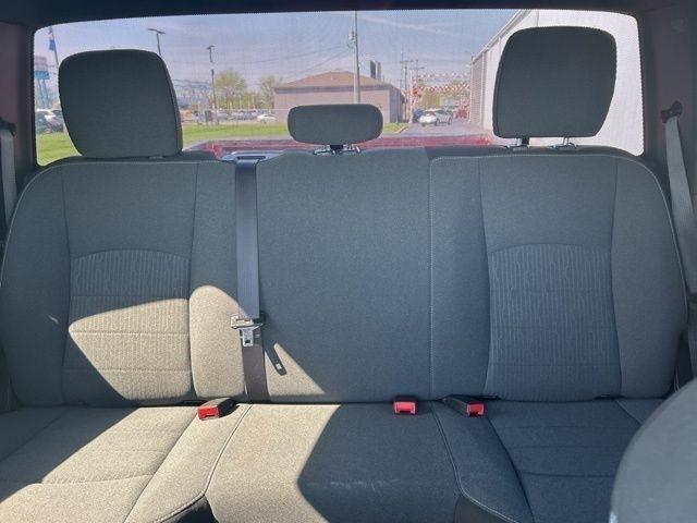 RAM 1500 Classic Tradesman Crew Cab SWB 4WD 2022