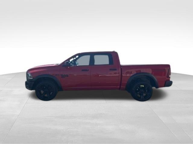 RAM 1500 Classic Tradesman Crew Cab SWB 4WD 2022