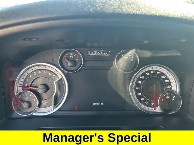RAM 1500 Classic Tradesman Crew Cab SWB 4WD 2022