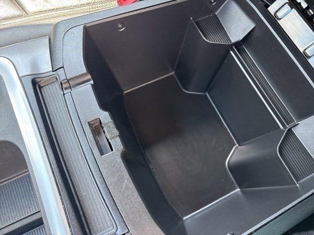 RAM 1500 Classic Tradesman Crew Cab SWB 4WD 2022