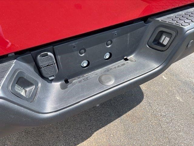 RAM 1500 Classic Tradesman Crew Cab SWB 4WD 2022