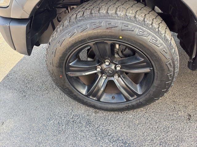 RAM 1500 Classic Tradesman Crew Cab SWB 4WD 2022