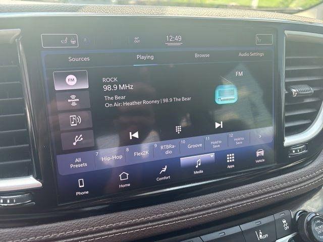 Chrysler Pacifica Touring-L 2021