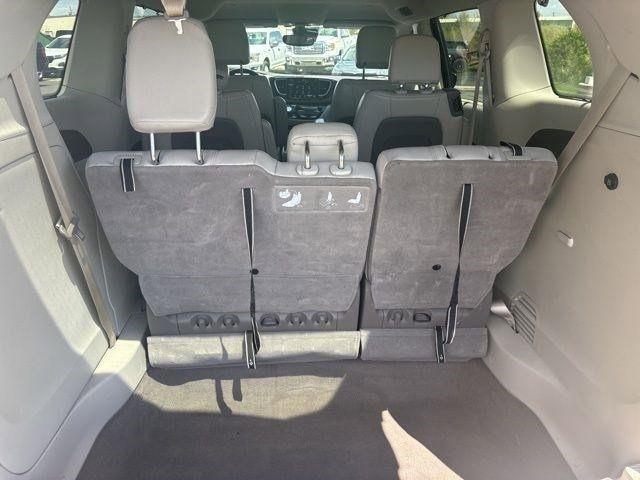 Chrysler Pacifica Touring-L 2021