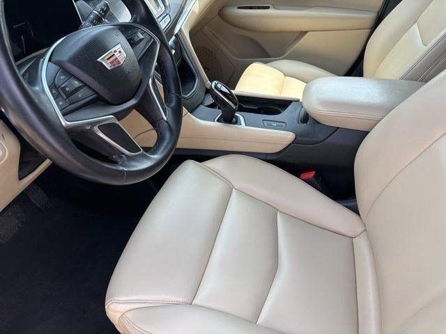 Cadillac XT5 Base 2017