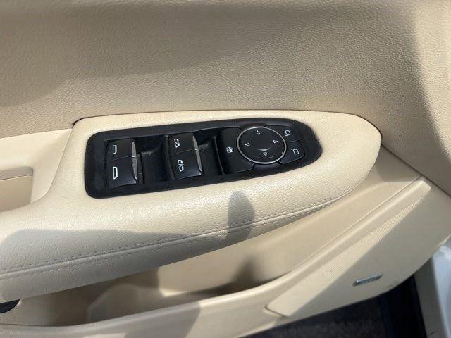 Cadillac XT5 Base 2017