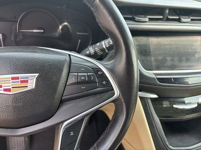 Cadillac XT5 Base 2017