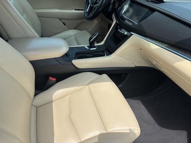 Cadillac XT5 Base 2017