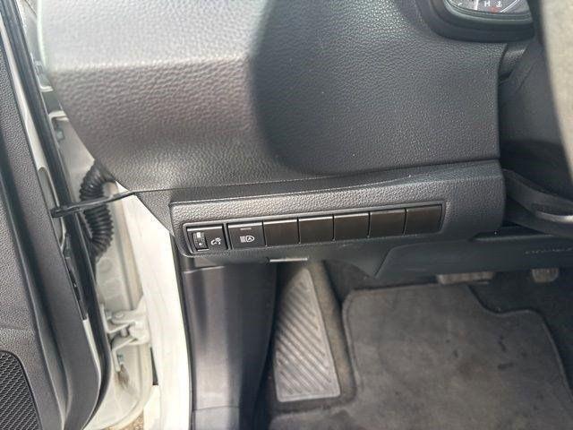 Toyota Corolla LE 2024