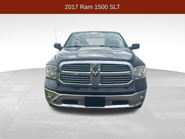 RAM 1500 SLT Quad Cab 4WD 2017