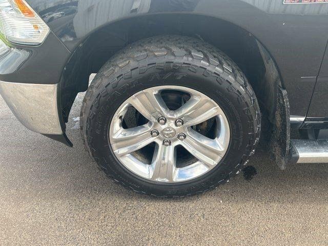 RAM 1500 SLT Quad Cab 4WD 2017