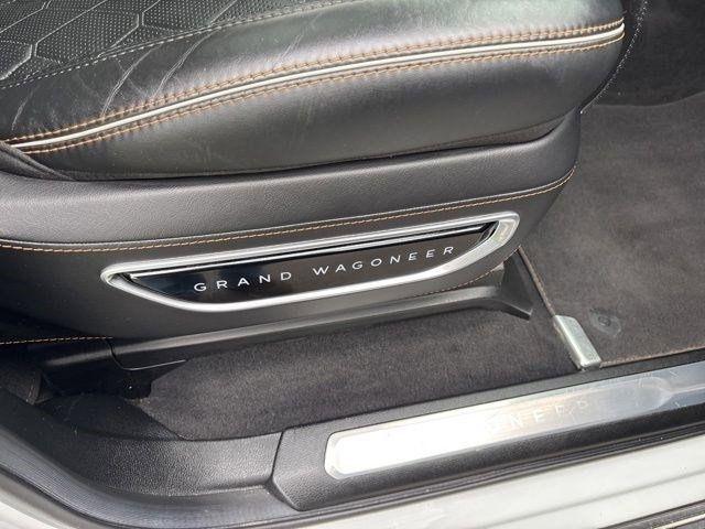Jeep Grand Wagoneer Series III 4WD 2022