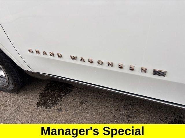 Jeep Grand Wagoneer Series III 4WD 2022