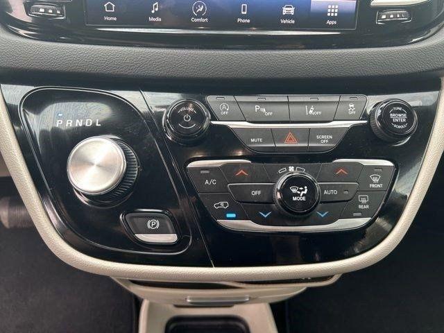 Chrysler Pacifica Touring L 2023