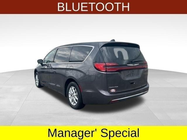 Chrysler Pacifica Touring L 2023