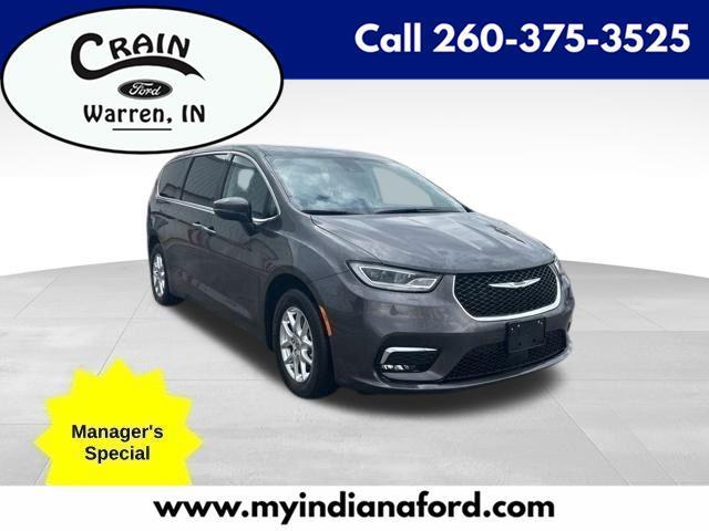 Chrysler Pacifica Touring L 2023