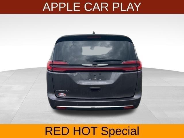 Chrysler Pacifica Touring L 2023