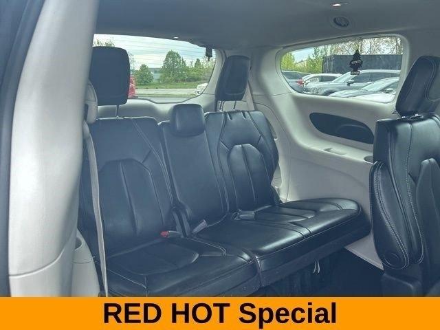 Chrysler Pacifica Touring L 2023