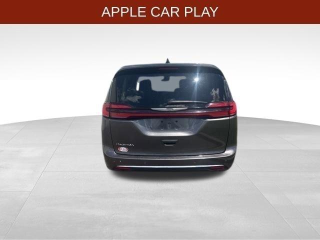 Chrysler Pacifica Touring L 2023