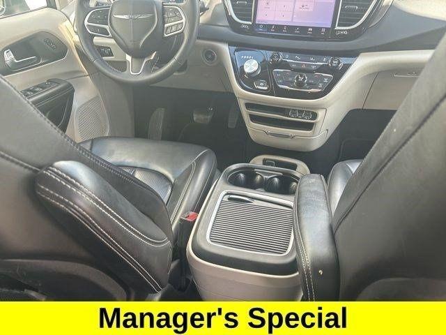 Chrysler Pacifica Touring L 2023
