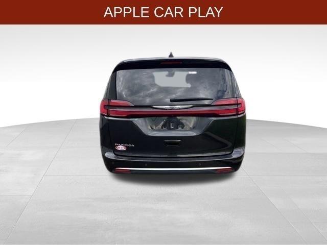 Chrysler Pacifica Touring L 2023