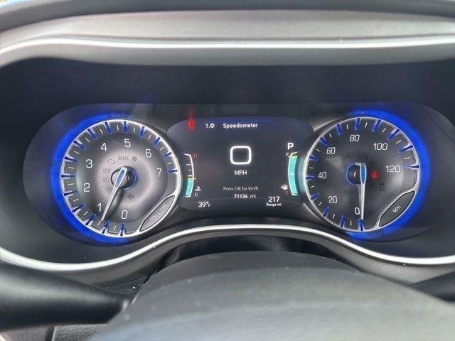 Chrysler Pacifica Touring L 2023