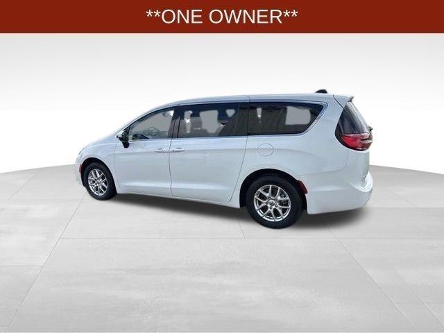 Chrysler Pacifica Touring L 2023