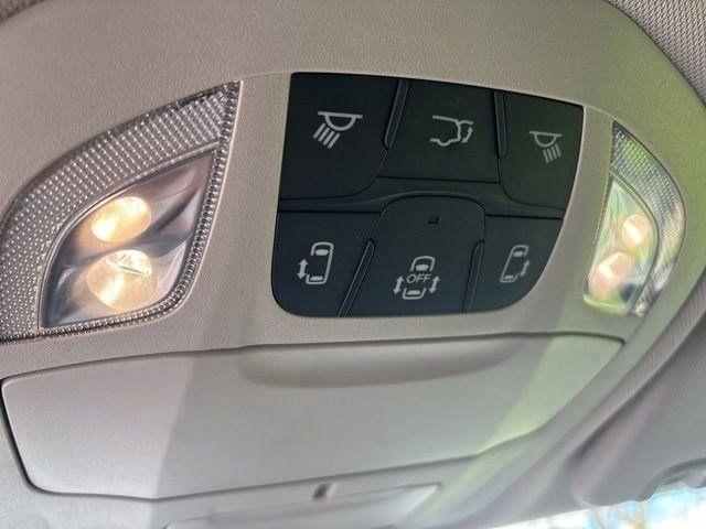 Chrysler Pacifica Touring L 2024