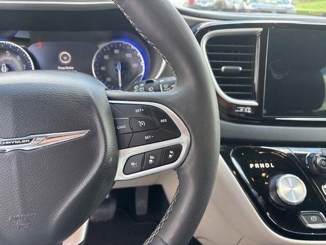 Chrysler Pacifica Touring L 2023