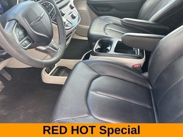 Chrysler Pacifica Touring L 2024