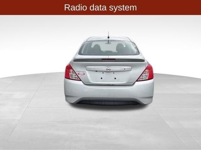 Nissan Versa 1.6 S Plus 2019