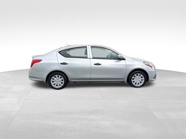 Nissan Versa 1.6 S Plus 2019