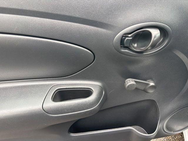 Nissan Versa 1.6 S Plus 2019