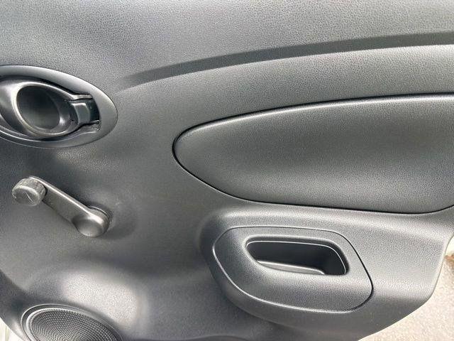 Nissan Versa 1.6 S Plus 2019