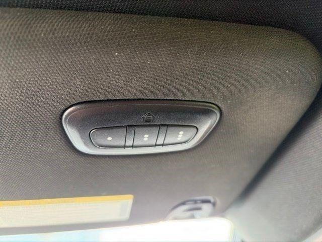 RAM 1500 Laramie Crew Cab SWB 4WD 2022