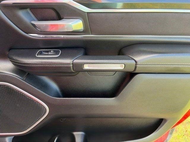 RAM 1500 Laramie Crew Cab SWB 4WD 2022