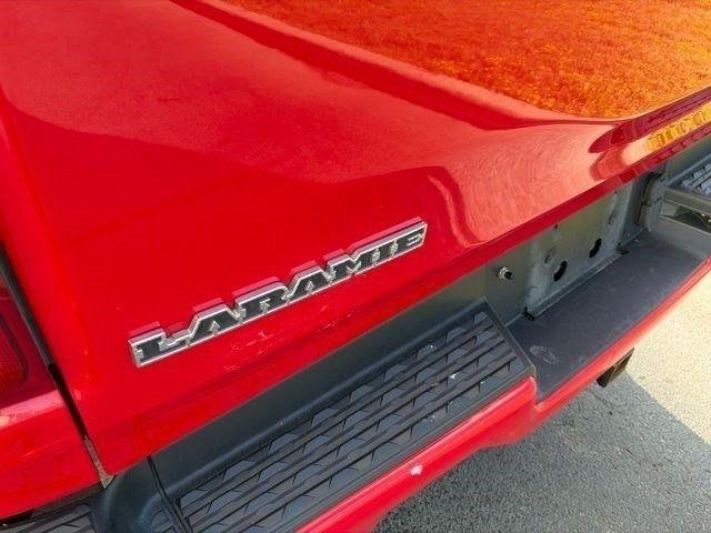 RAM 1500 Laramie Crew Cab SWB 4WD 2022