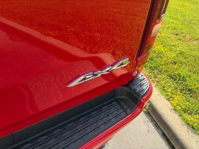 RAM 1500 Laramie Crew Cab SWB 4WD 2022