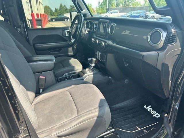 Jeep Wrangler Unlimited Sahara 4WD 2021