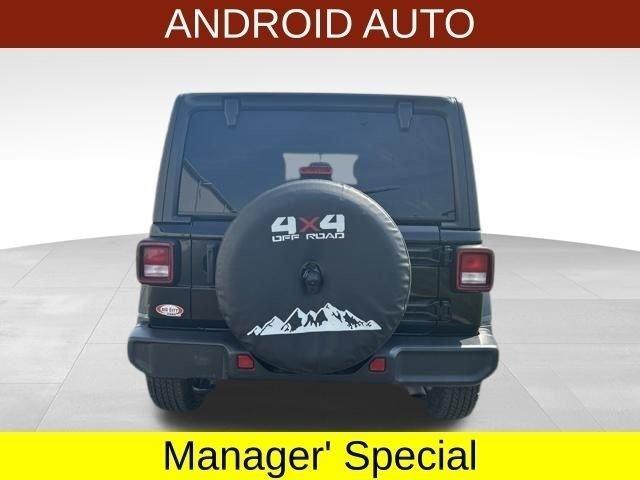 Jeep Wrangler Unlimited Sahara 4WD 2021