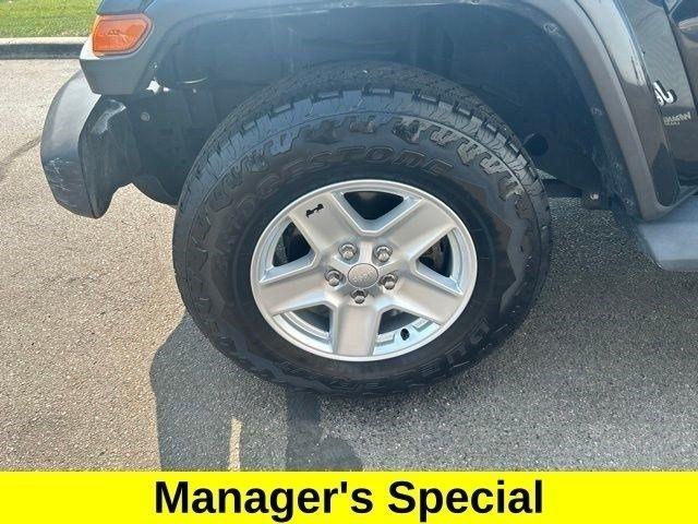 Jeep Wrangler Unlimited Sahara 4WD 2021