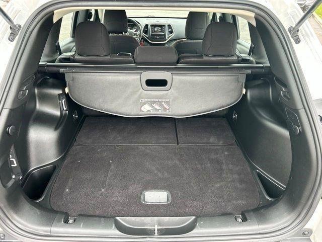 Jeep Cherokee Sport 4WD 2017