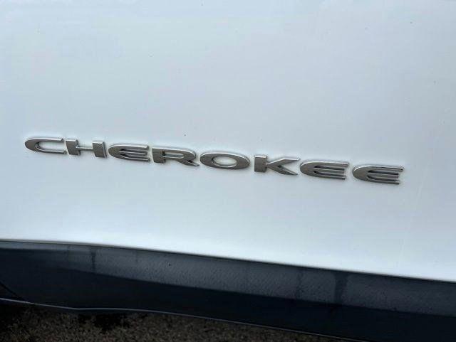 Jeep Cherokee Sport 4WD 2017