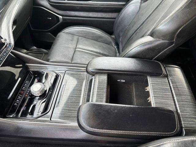 Jeep Wagoneer Series III 4WD 2022