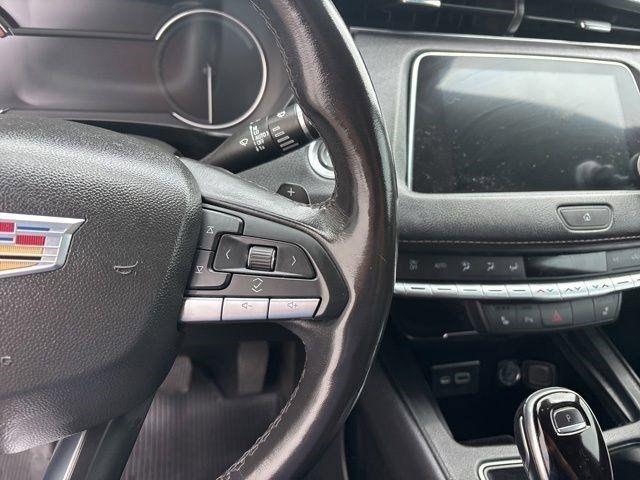 Cadillac XT4 Premium Luxury AWD 2021
