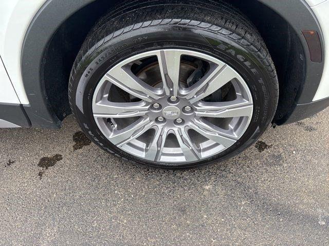 Cadillac XT4 Premium Luxury AWD 2021