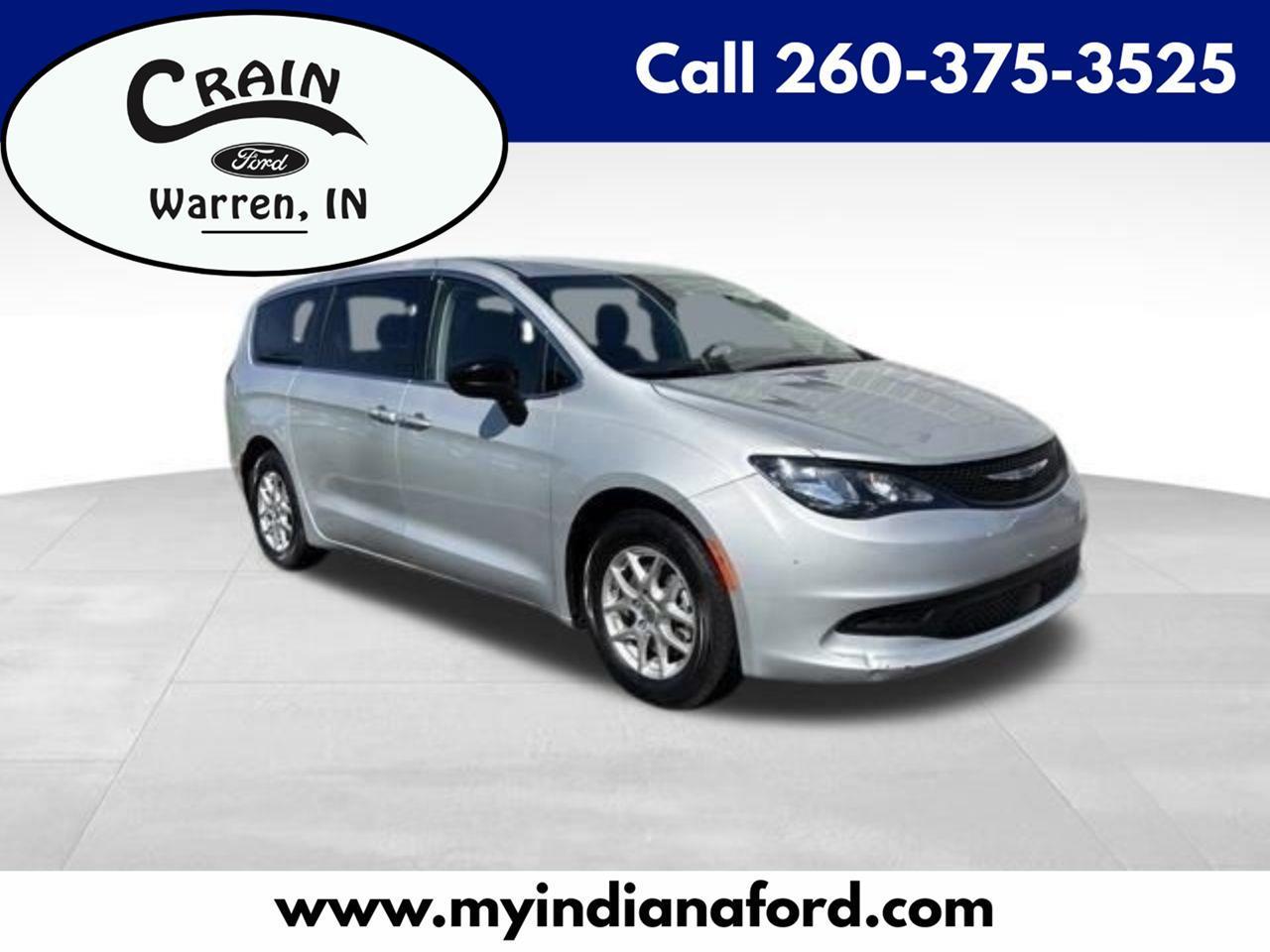 2024 Chrysler Voyager LX