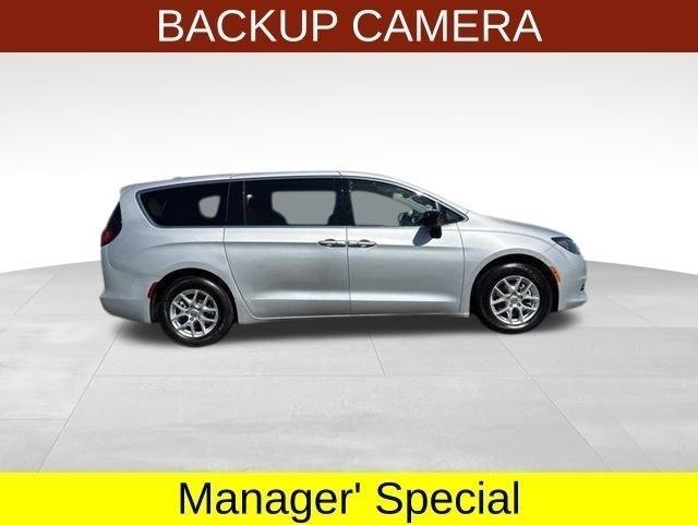 Chrysler Voyager LX 2024
